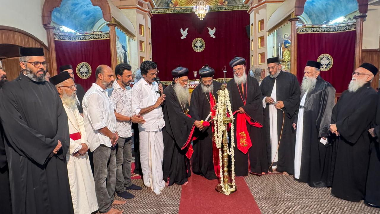 പുത്തൻ കാവ് സെൻ്റ് മേരീസ് കത്തീഡ്രലിൽ തീർഥാടക സംഗമത്തിന് ആയിരങ്ങൾ                           